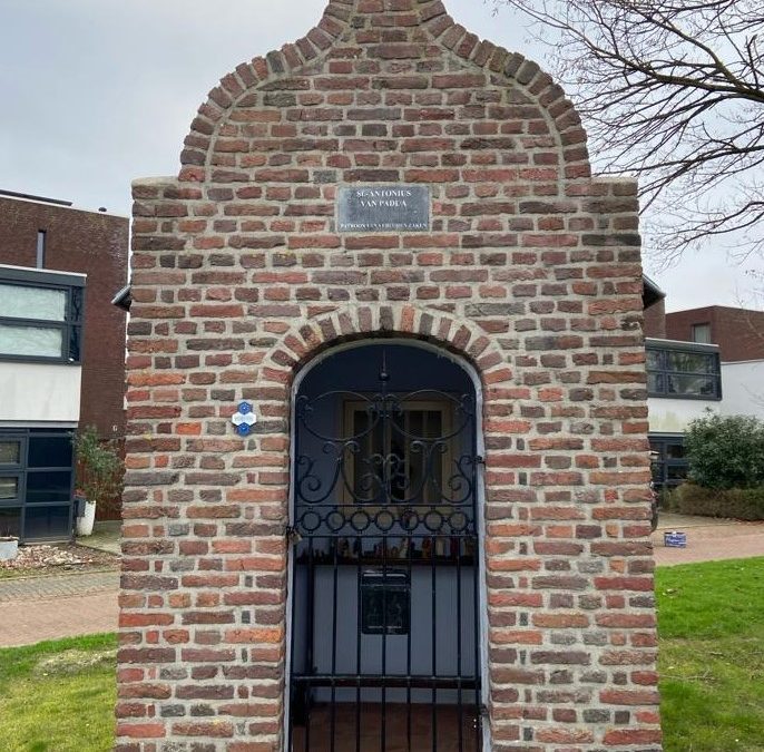 54 St. Antonius van Paduakapel, Stationsweg, Venray